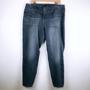 Torrid Denim Blue Skinny Jeans Size 20